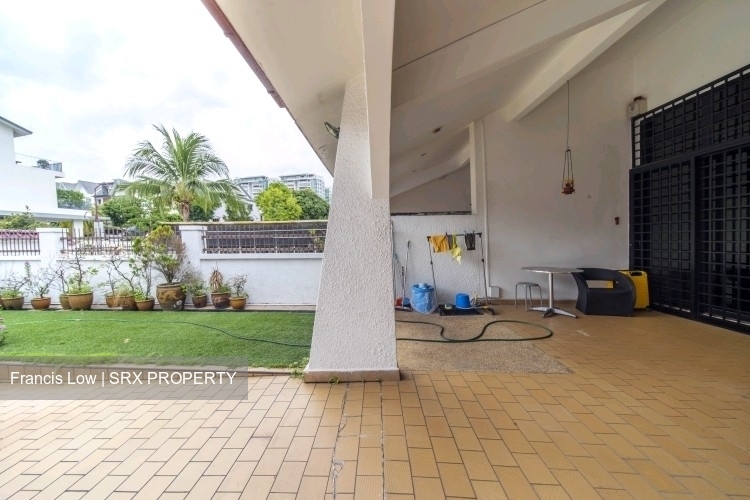 Lowland Road (D19), Terrace #556584721